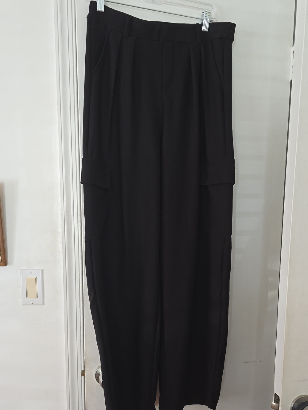 Black Women's Straight Leg Cargo Pants
